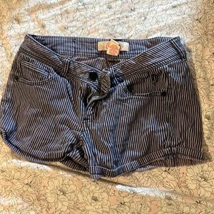 Candies shorts size 1
